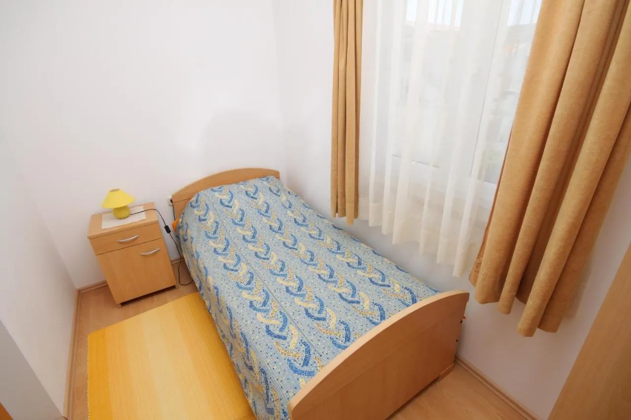 Apartments With A Parking Space Pag - 6291 Pag Town