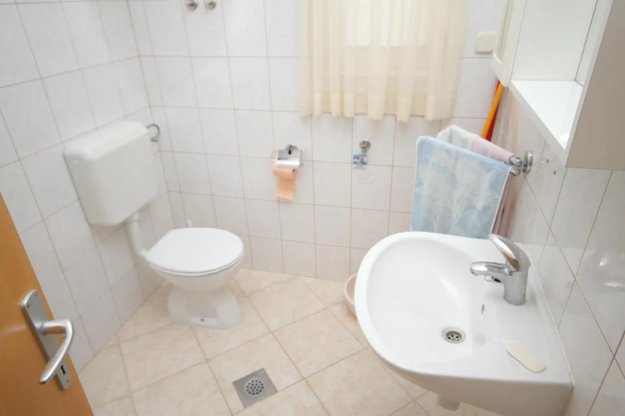Apartments With A Parking Space Pag - 6291 Pag Town 0*,